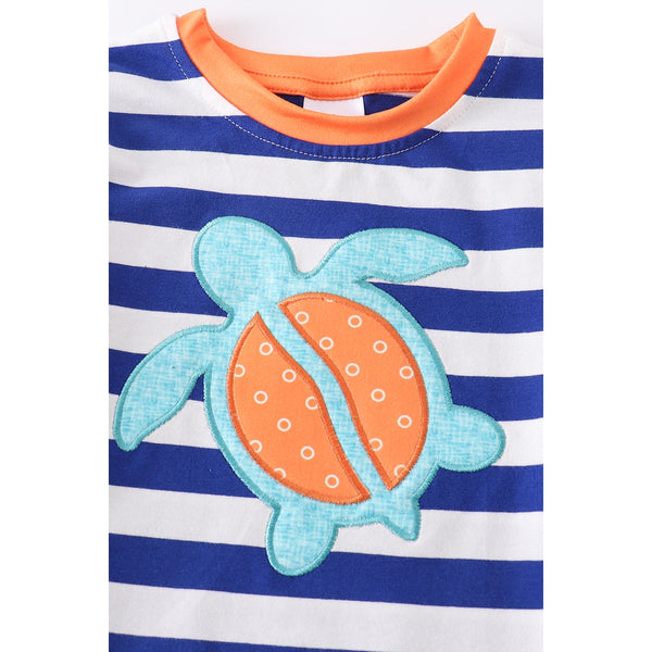 Striped turtle raglan short set