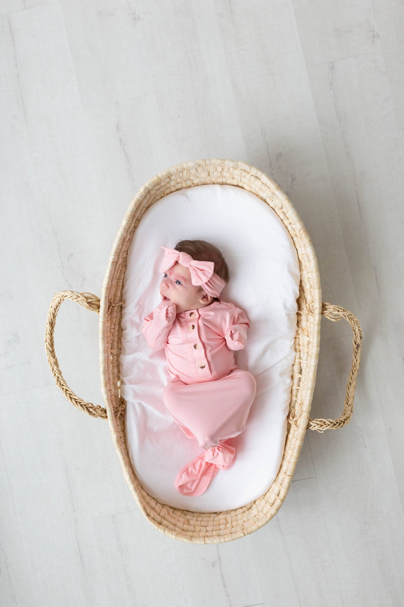 Knotted Baby Gown, Hat & Headband Set (Newborn - 3 mo) -Pink